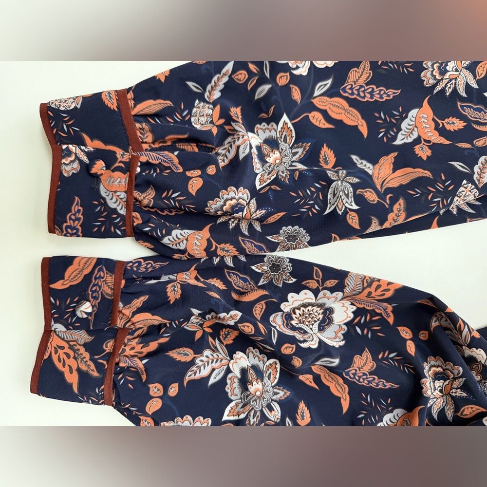 Margaret O’Leary Long Sleeve Boho Floral Top Blouse Navy Mandarin Collar Size S - Picture 10 of 11